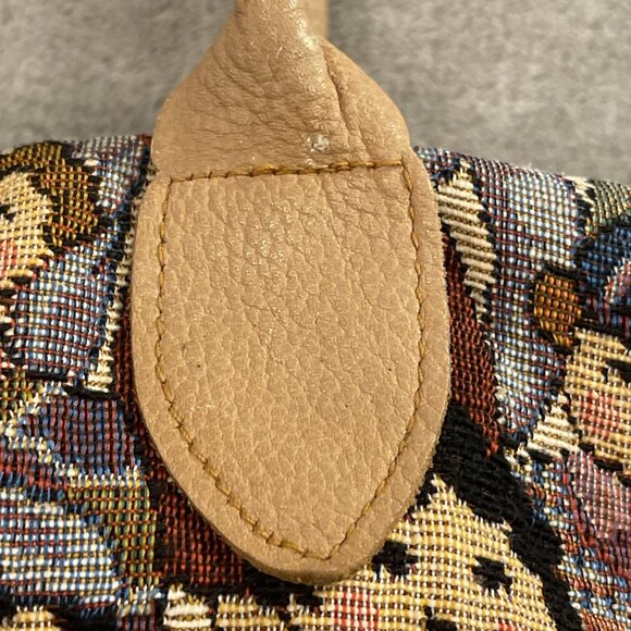 Tapestry Tote Handled Purse With Children’s Faces Cottage Vintage Zip Close Fun - Picture 5 of 8